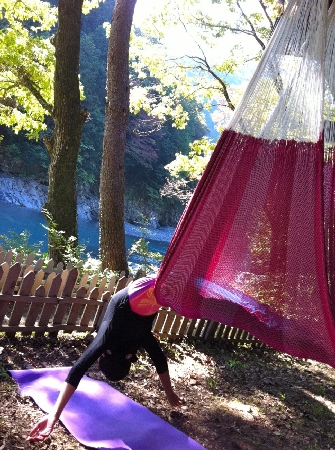 HammockYoga_manami.jpeg